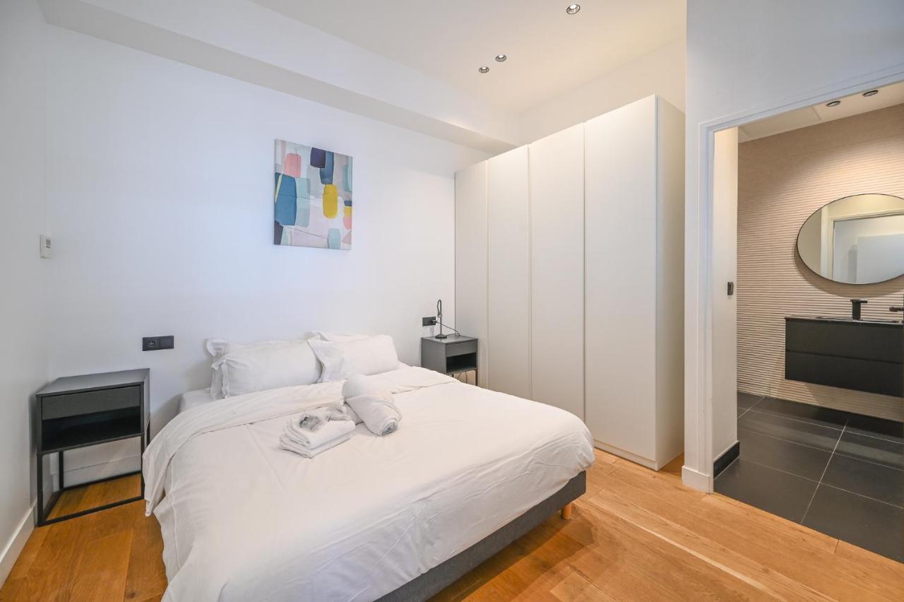 Appartement De Prestige - Grand Varenne Paris Bagian luar foto